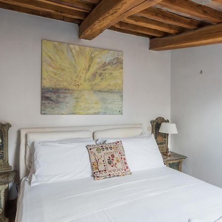 Cozy Wooden Apt In Piazza Navona Apartment Rome Exterior photo