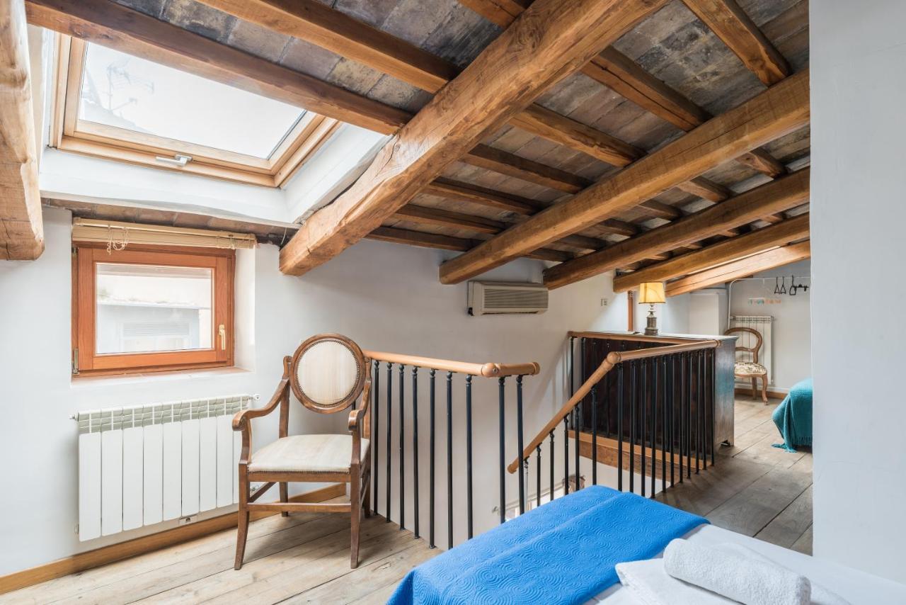 Cozy Wooden Apt In Piazza Navona Apartment Rome Exterior photo