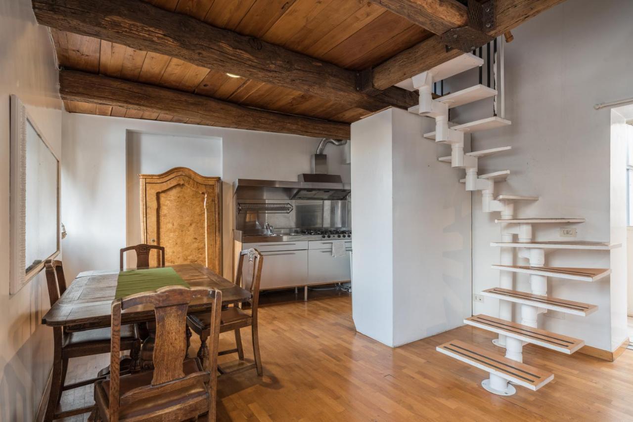 Cozy Wooden Apt In Piazza Navona Apartment Rome Exterior photo
